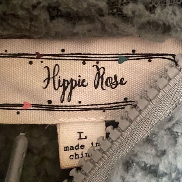 Hippie Rose 1/2 Zip Sherpa Cropped Sweatshirt. Size Large. - Picture 7 of 8
